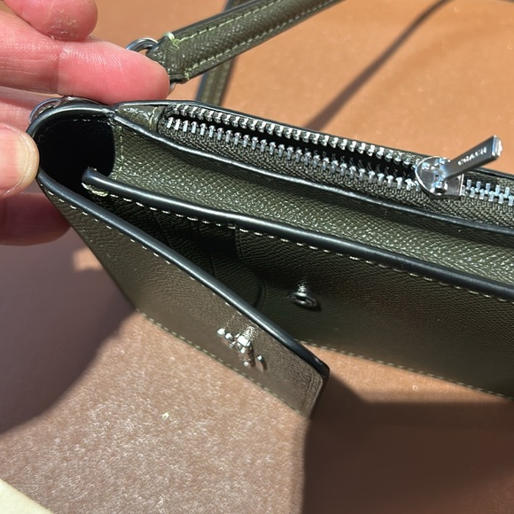 Coach Crossbody Leather Bag - Picture 4 of 5